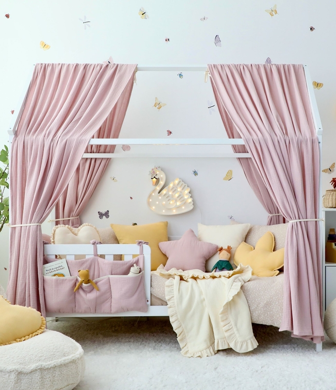 Kidsroom With White House Bed &amp; Purple Bedding