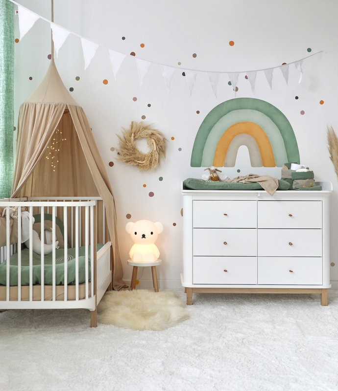 Toddler-Room In Beige &amp; Khaki With Rainbow Decor