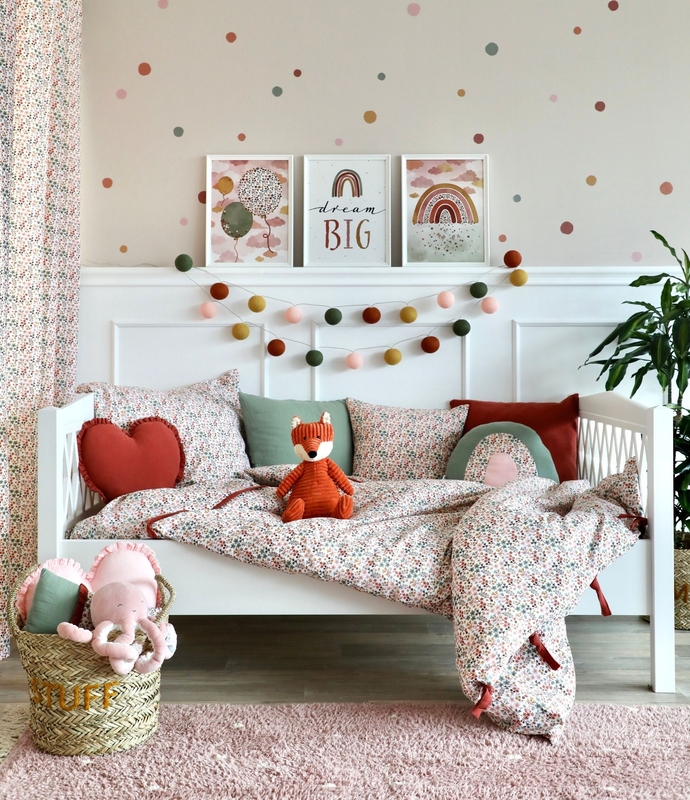 Kidsroom With &#039;Flowers&#039; Collection In Rusty Red