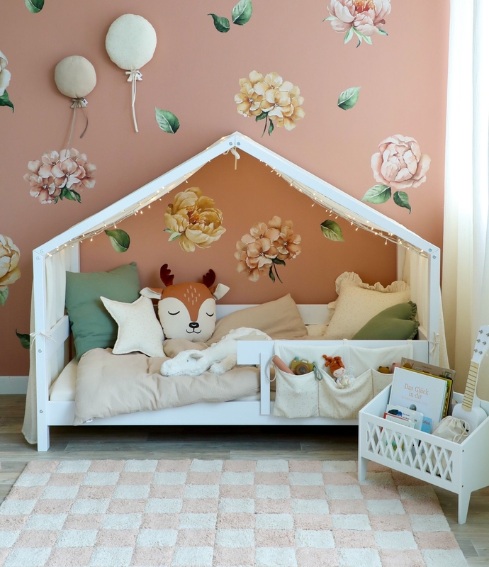 Kidsroom Nature Colours With Flowers