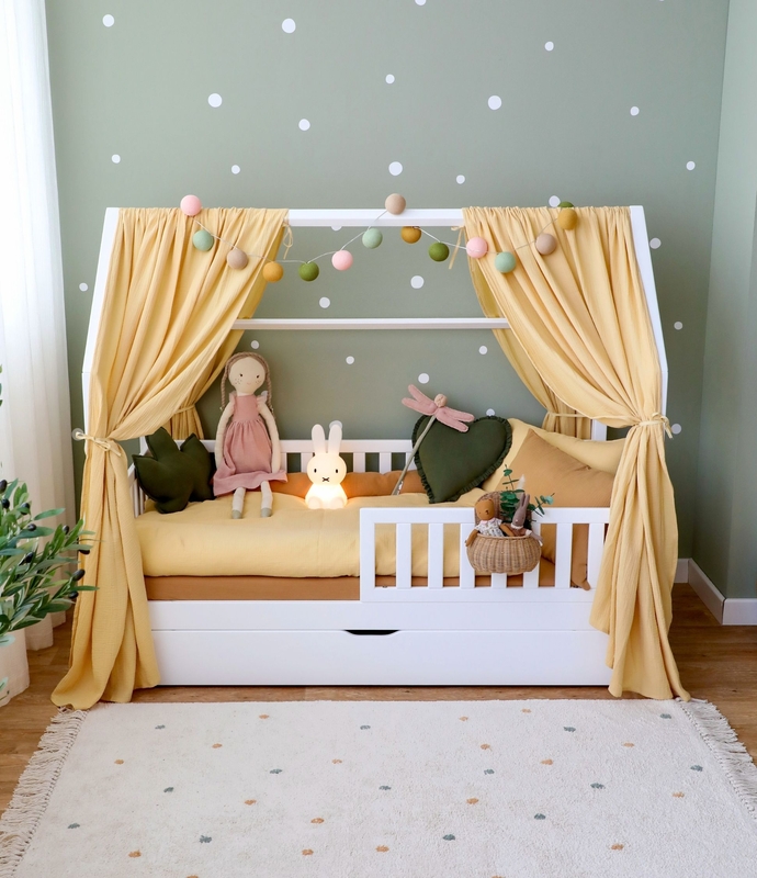 Kidsroom With House Bed &amp; Light Yellow Decor