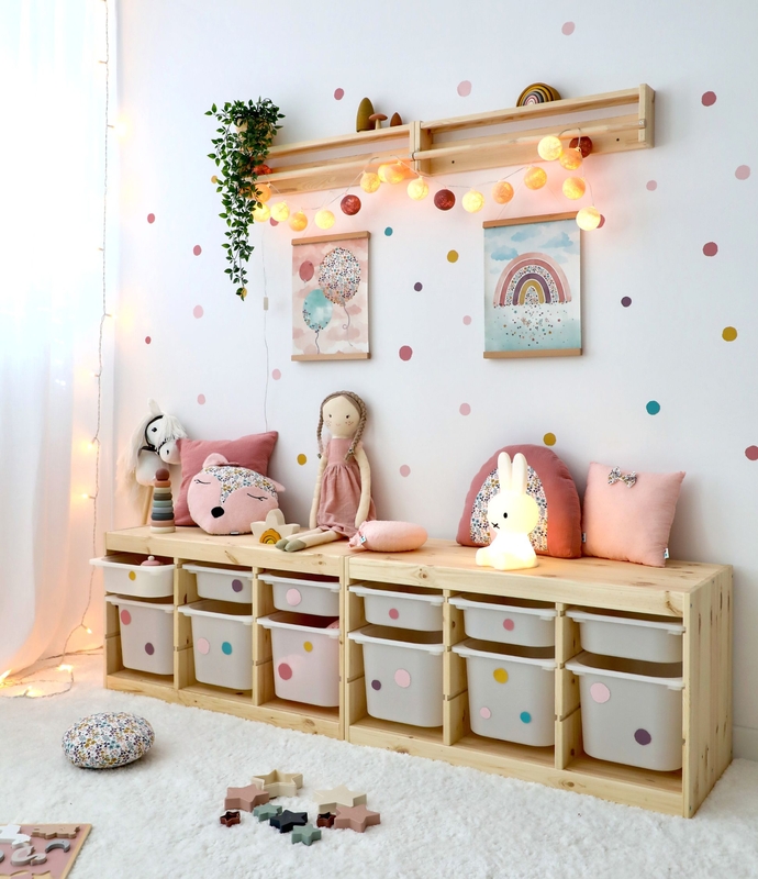 Playroom With &#039;Flowers Dusty Rose&#039; Collection